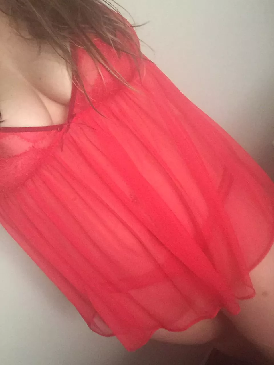 (F) would you smash if you woke up to this?