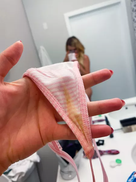 [f19][oc] Yellowish stain on my g string🐱will it be too gross once it dries out??