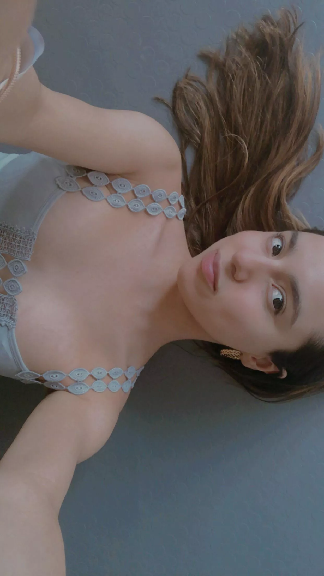 😉 (f20) 😉 (f20)