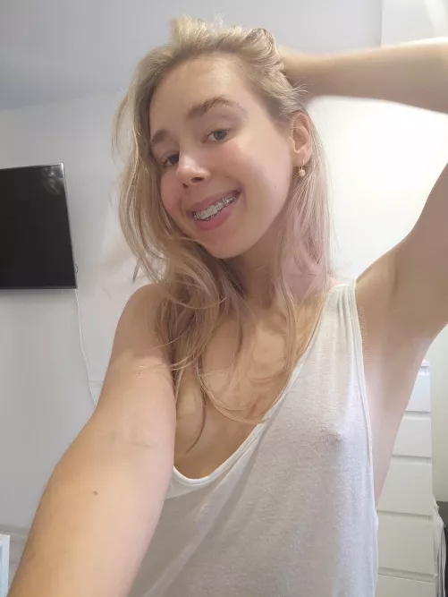 F22 Cute?