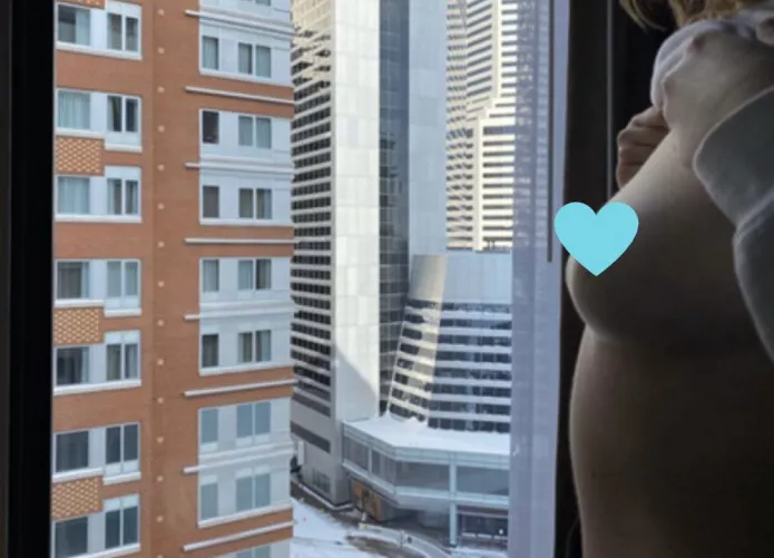 (F22) First Window Flash! Definitely got a few glances