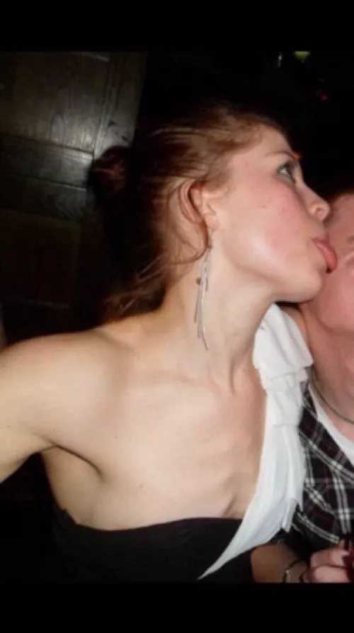 F26 Uk happy free the boob day hehehehehehe x