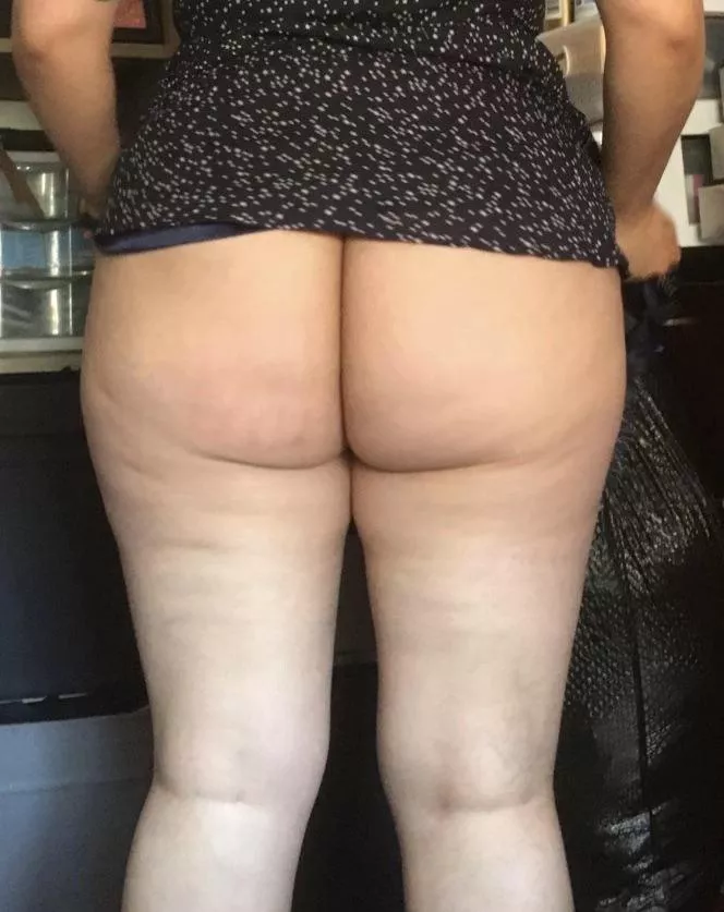 (F29) Snuck into the storage room so you can see what I’m wearing at work today, and finally show you my booty for your thoughts.