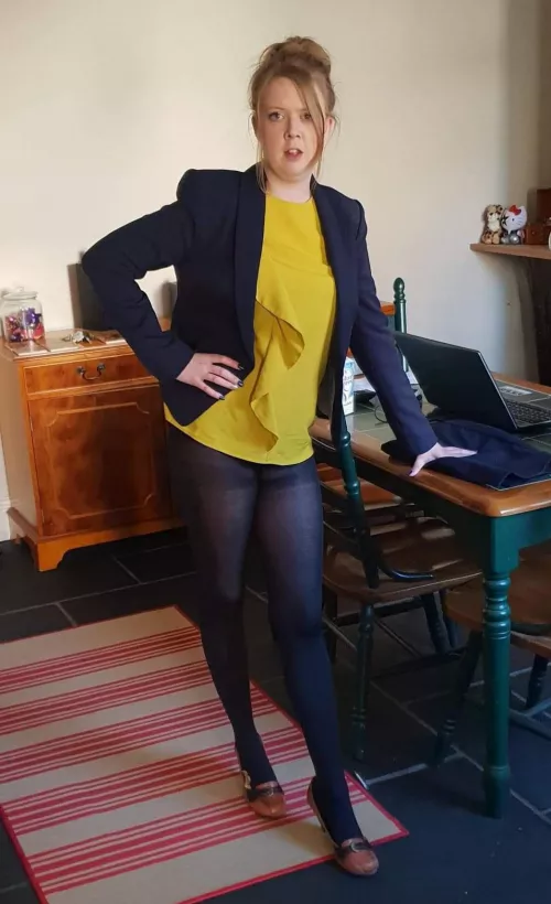 F33
