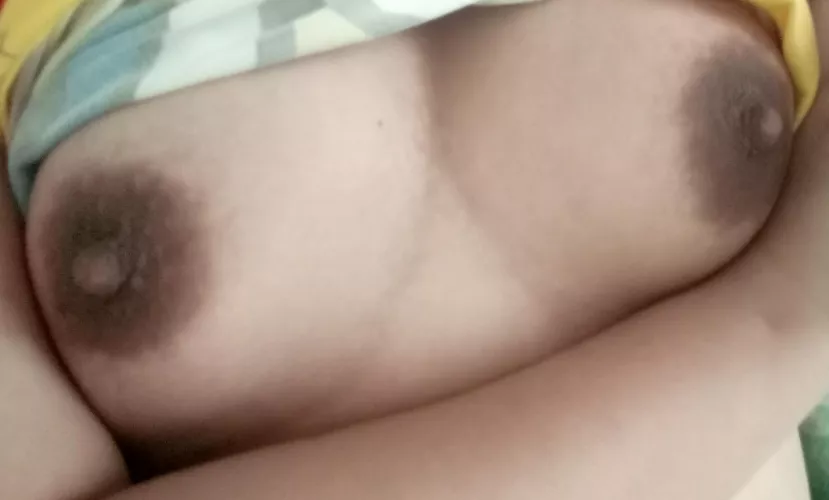 [F4M] Small tits deserve some good sucking! 😋😋