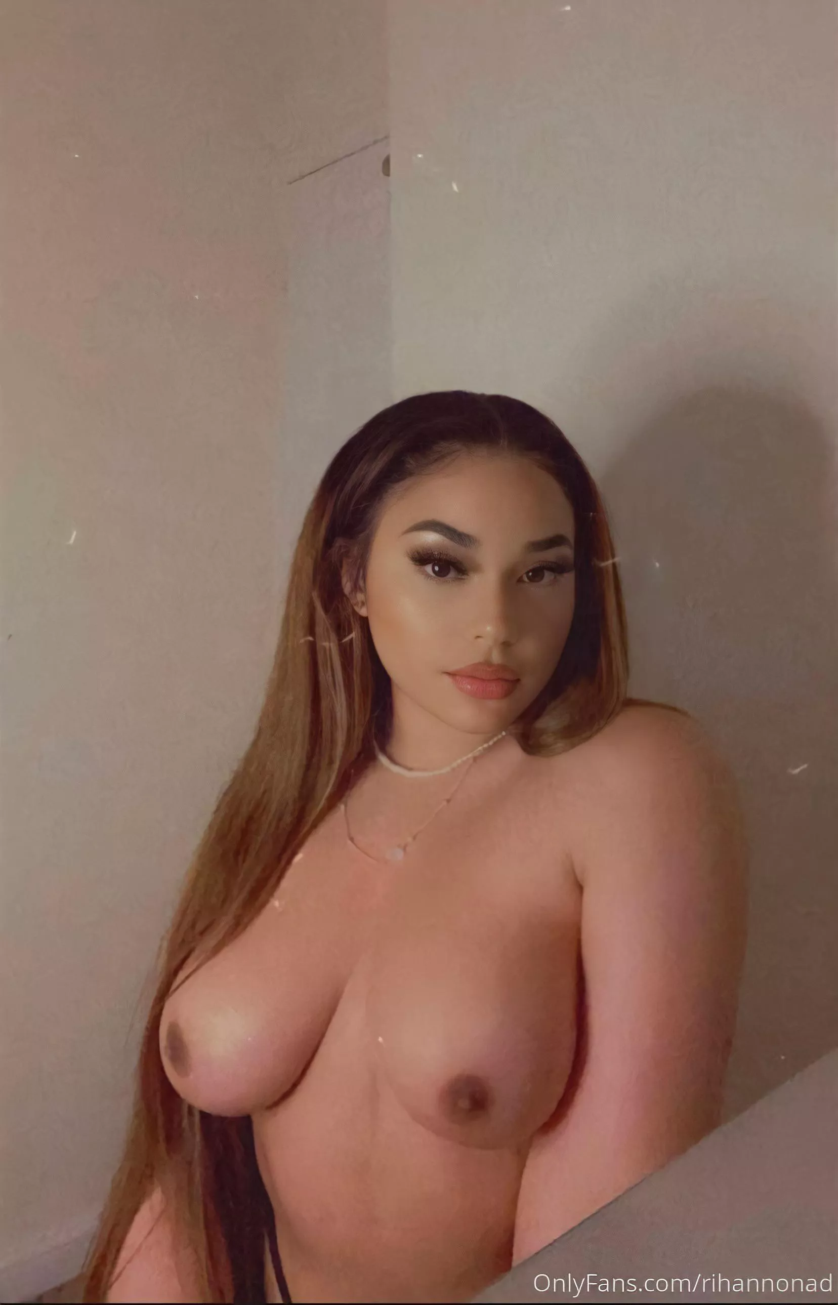 Face or tits?π¦ Face or tits?π¦