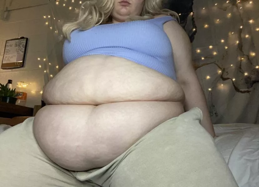 Fat Fairy Princess π Fat Fairy Princess π