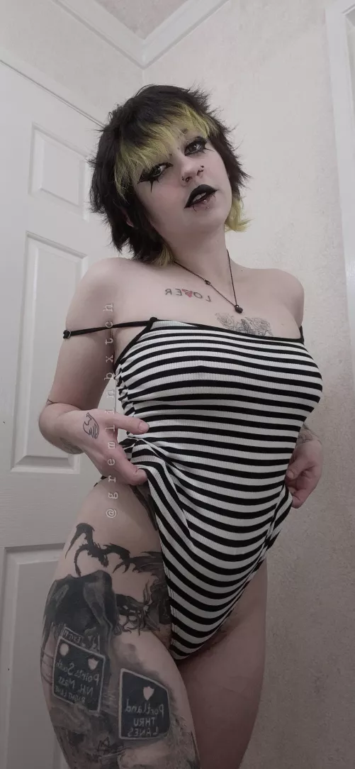 Feel free to objectify me <3