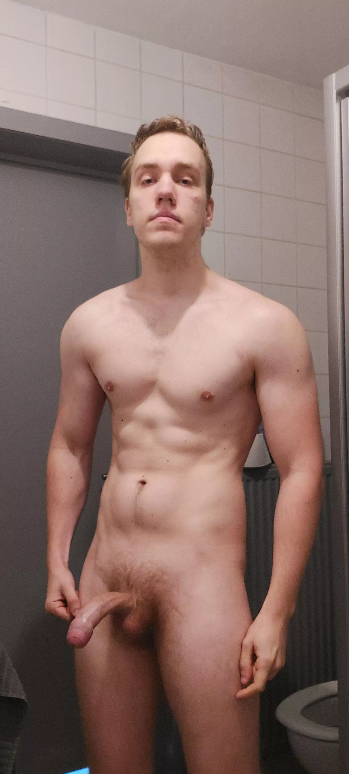 Feeling a bit sleepy, help me wake up? Pm open ! ;) Feeling a bit sleepy, help me wake up? Pm open ! ;)