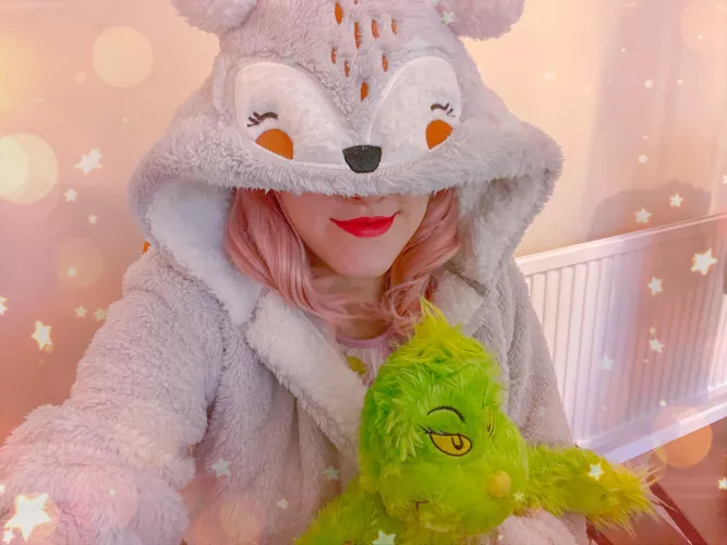 Feeling a little down today so I decided to take some cute photos to cheer up 🥰