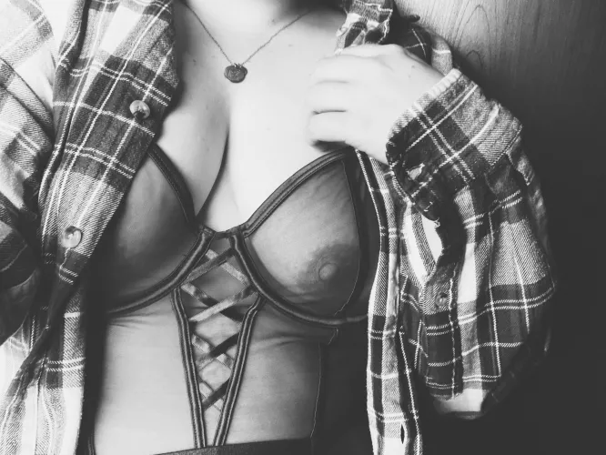 Feeling beautiful in my husband’s flannel