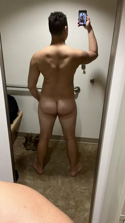 Feeling horny post workout Feeling horny post workout