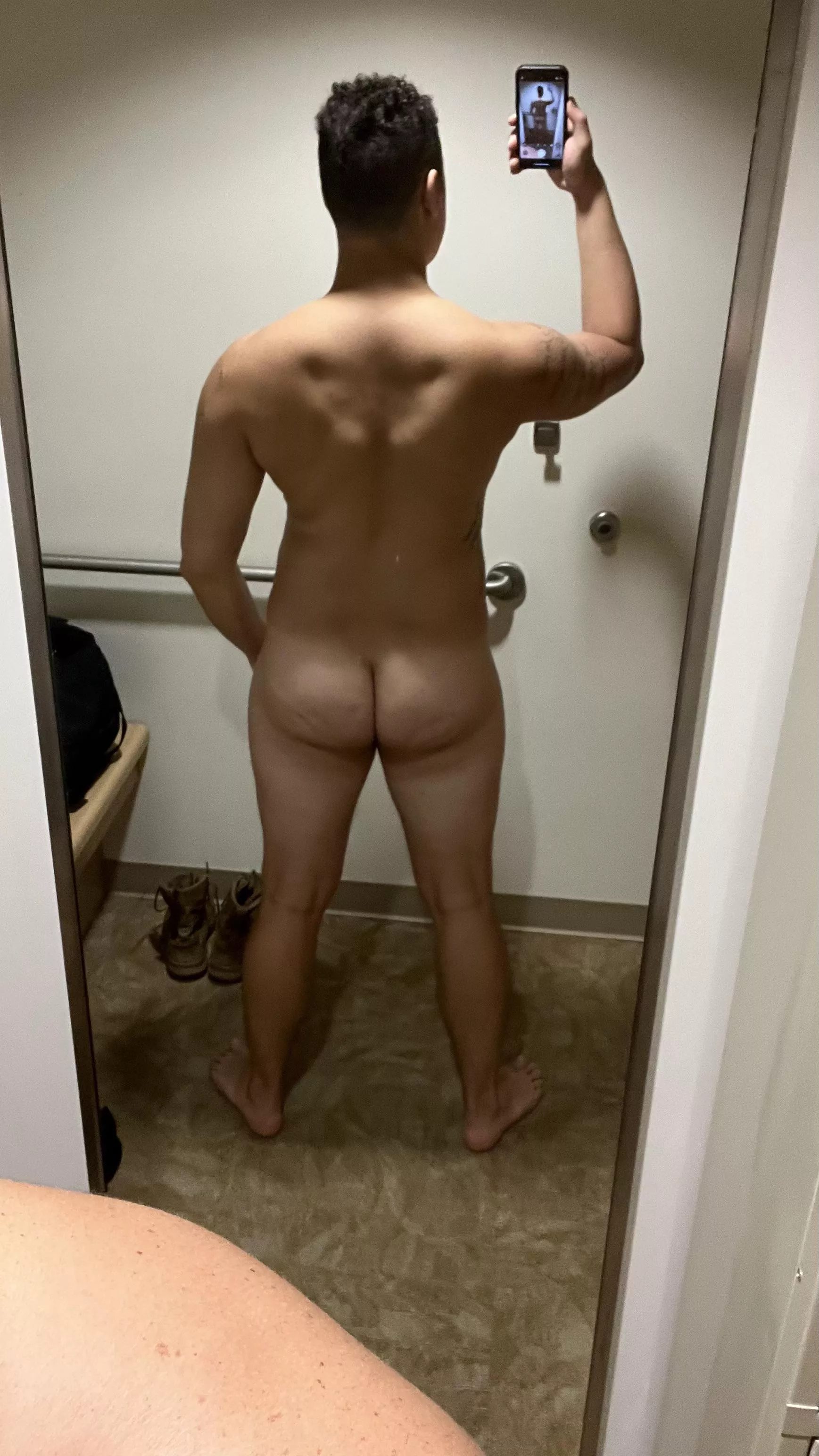 Feeling horny post workout Feeling horny post workout