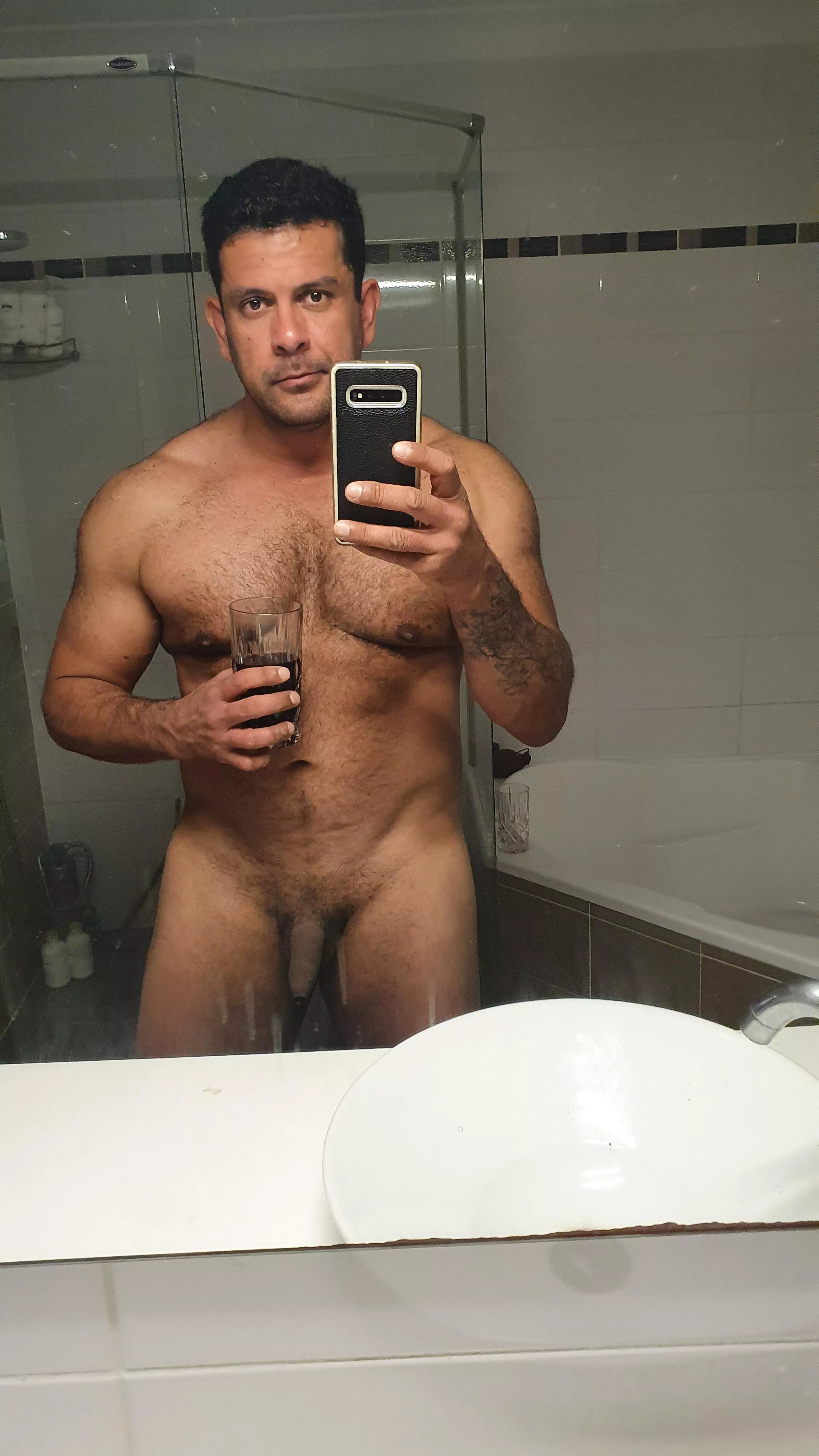 Feeling juiced it's time to get wild AF. Cum drunk fuck me Feeling juiced it's time to get wild AF. Cum drunk fuck me