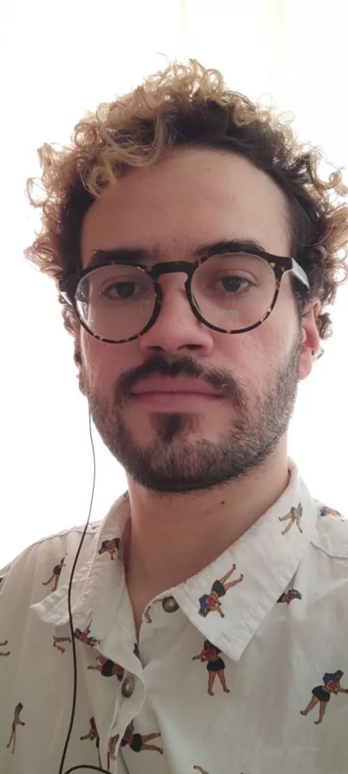 Feeling kinda cute while waiting for my therapist