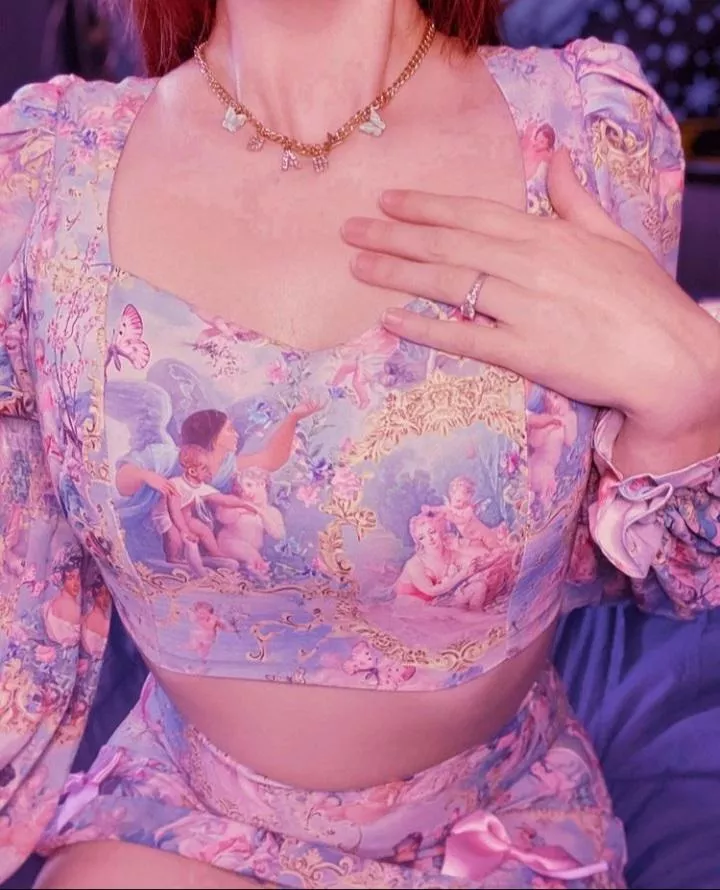 feeling like a princess ♡ who will be my prince charming? feeling like a princess ♡ who will be my prince charming?