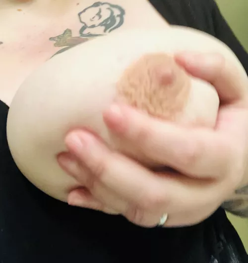 (F)eeling mischievous and had to flash a little.