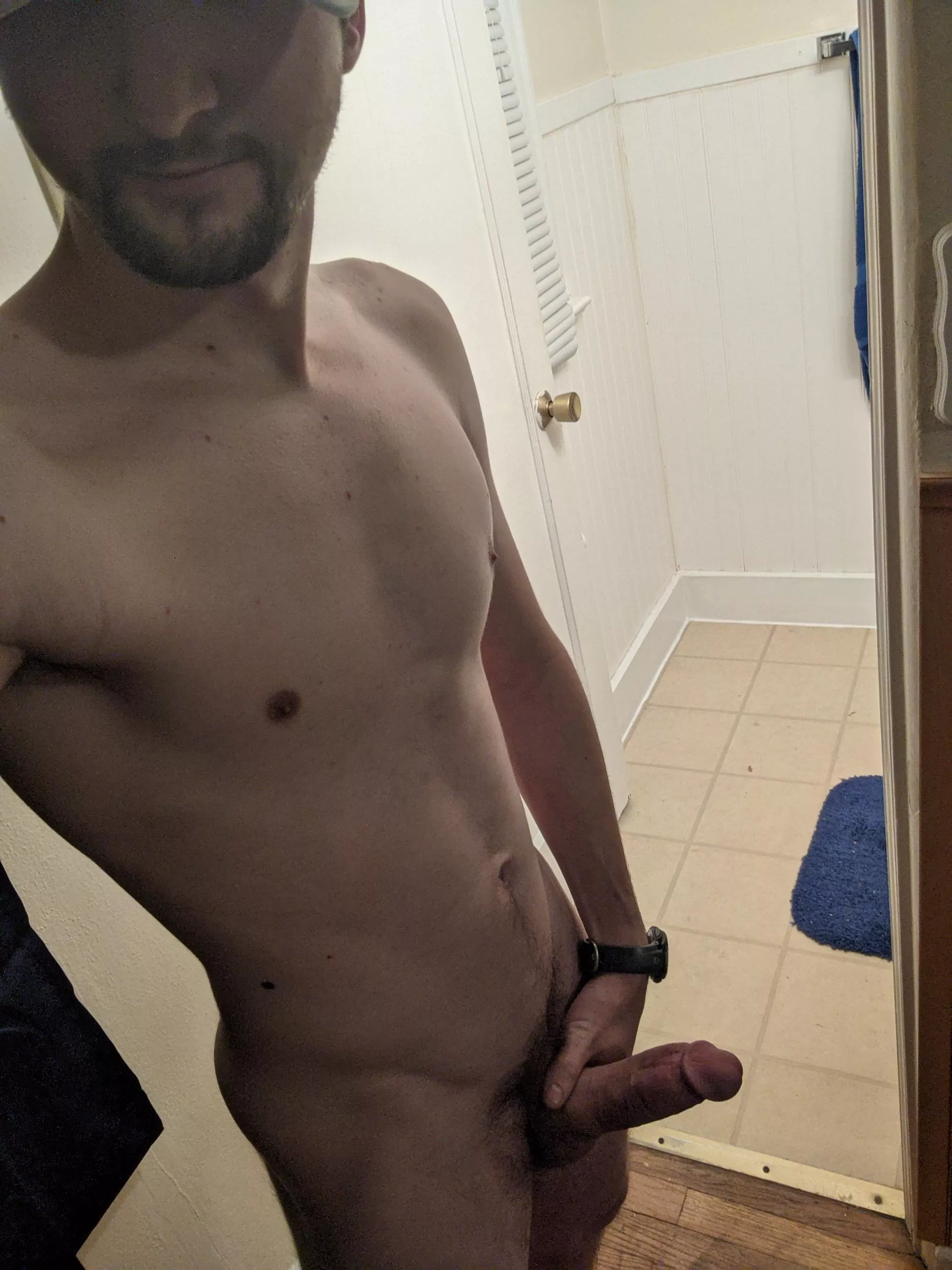 Feeling strong tonight (m) Feeling strong tonight (m)