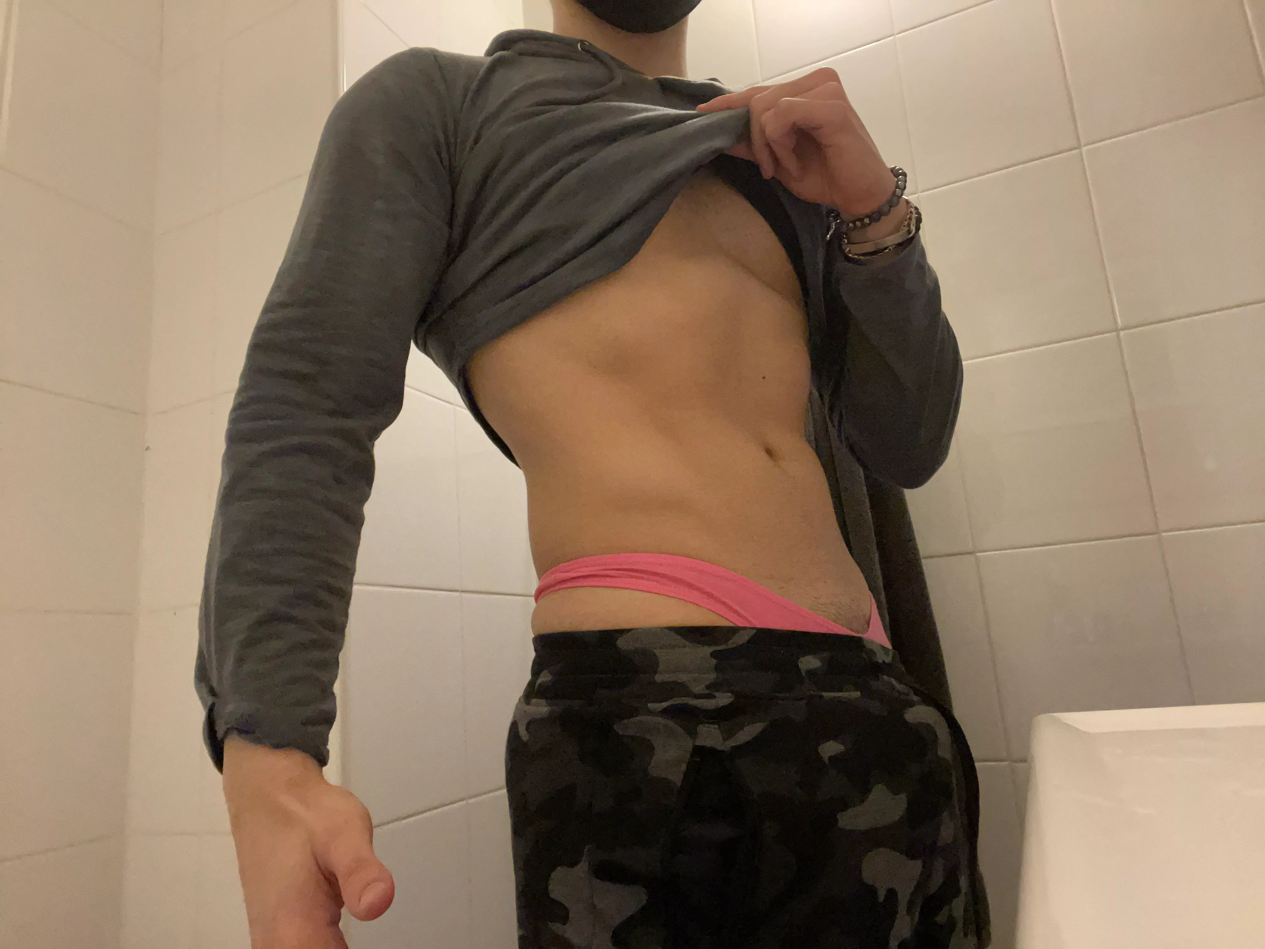 Feeling the hot pink one today 😁