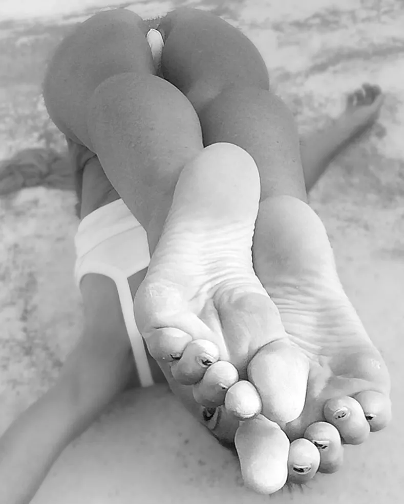 Feet Feet