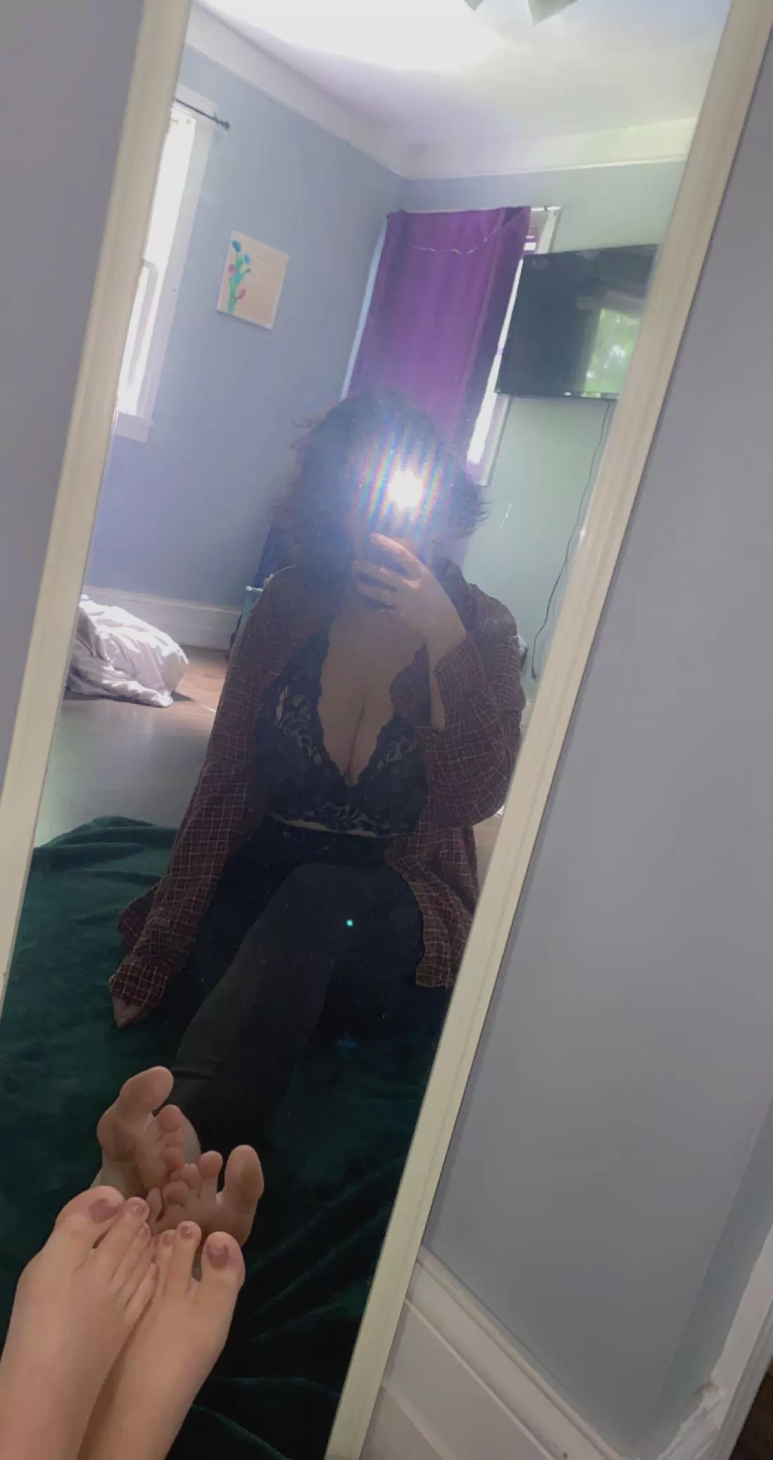 feet are a little dirty today, hope that’s okay with you 😉