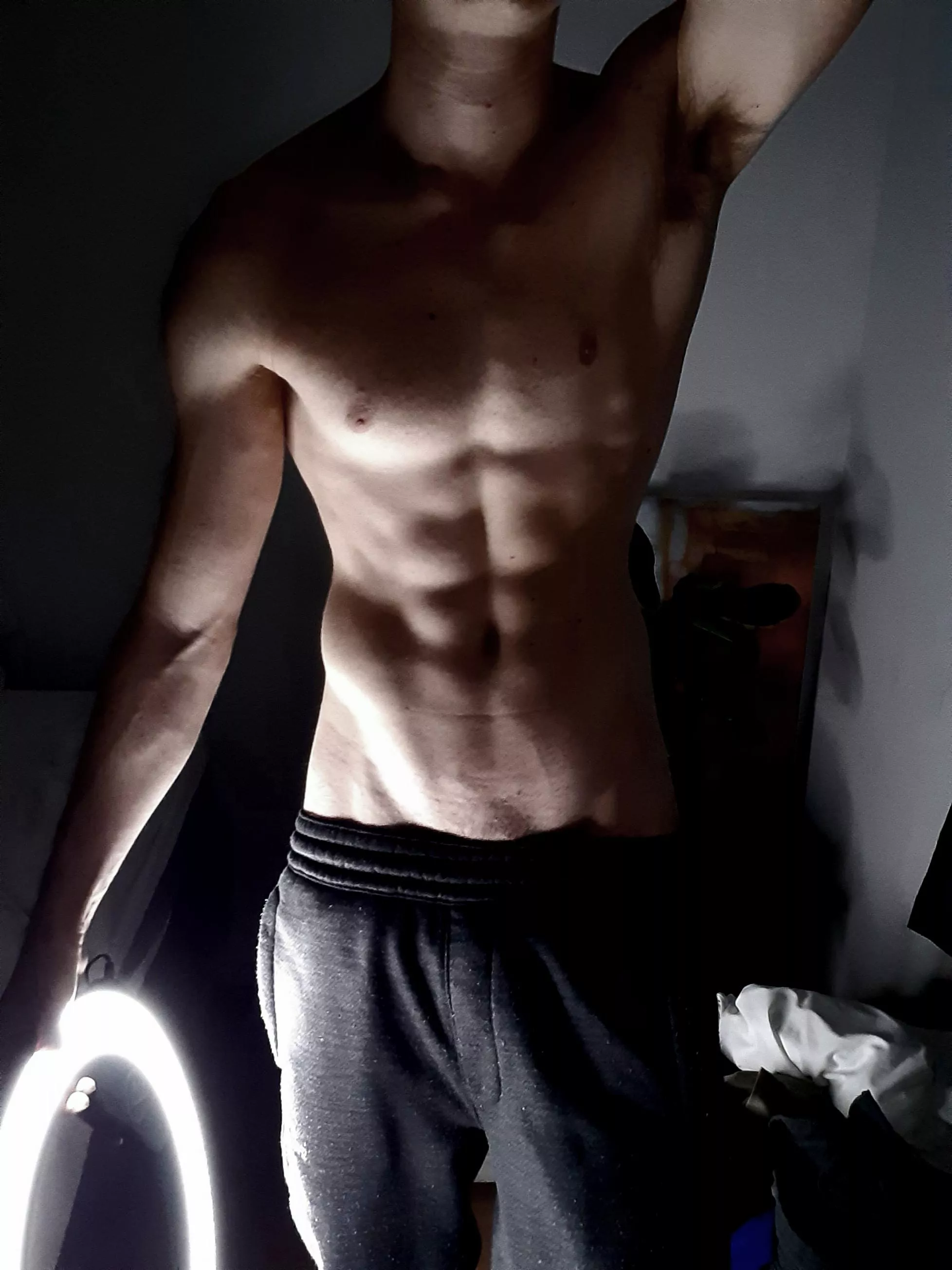 Felt artsy last night😋 let me know what u think