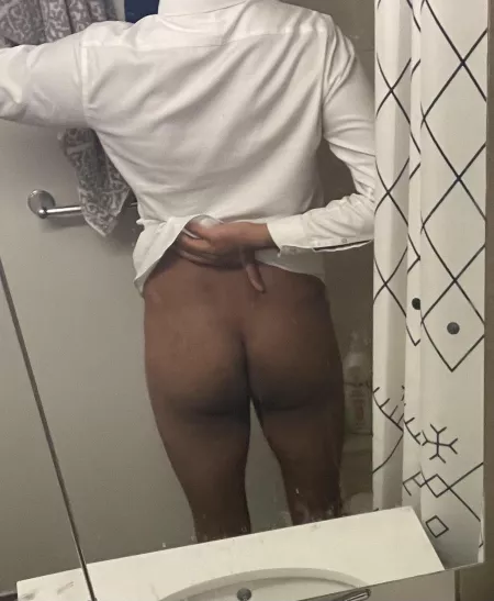 Felt cheeky while โworkingโ from home ;)