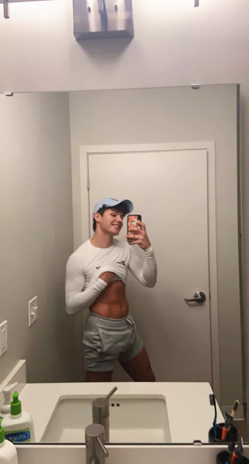 felt cute :) anyone want a bf felt cute :) anyone want a bf