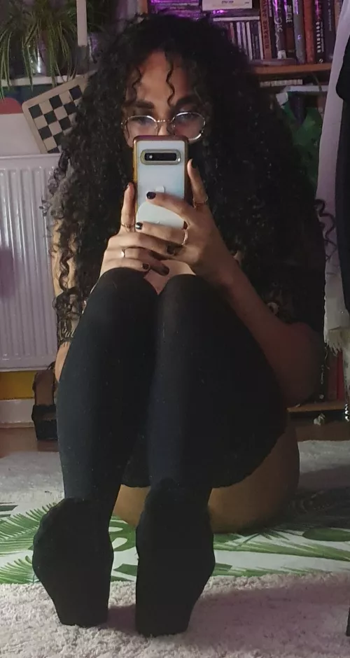 felt cute š„°