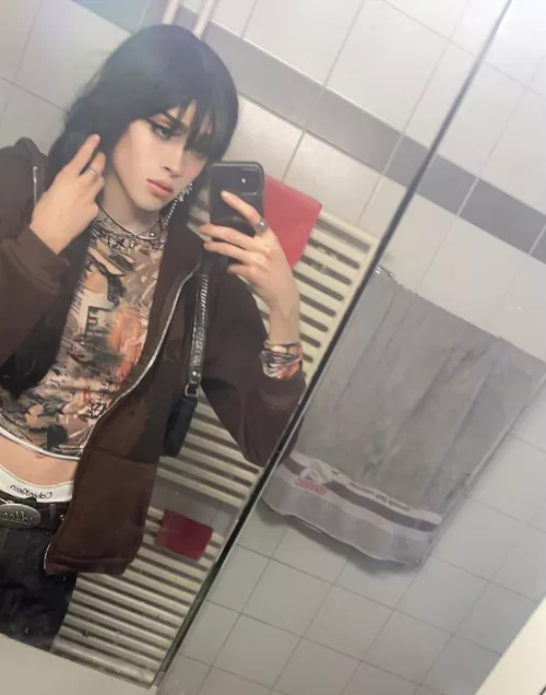 Felt Cute, Who would like to see my girl cock :3