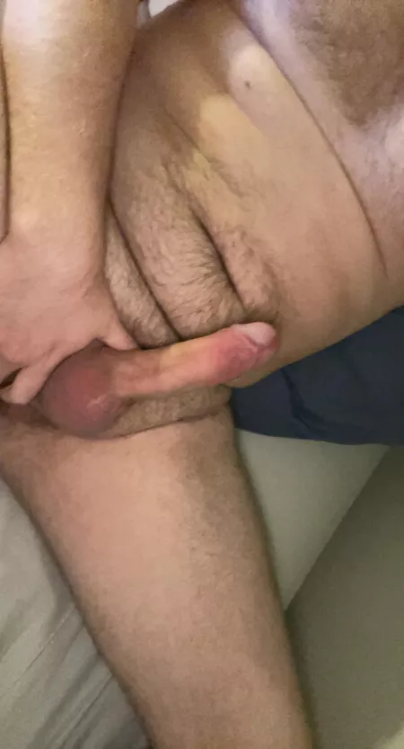 Felt good finally letting this out of my pants after a long day 😈