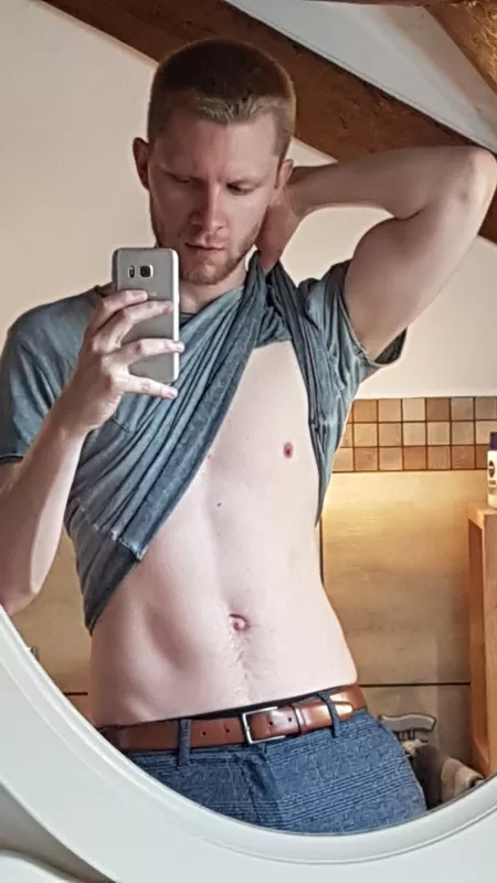 Felt kinda cute, so i might delete it later :> Felt kinda cute, so i might delete it later :>