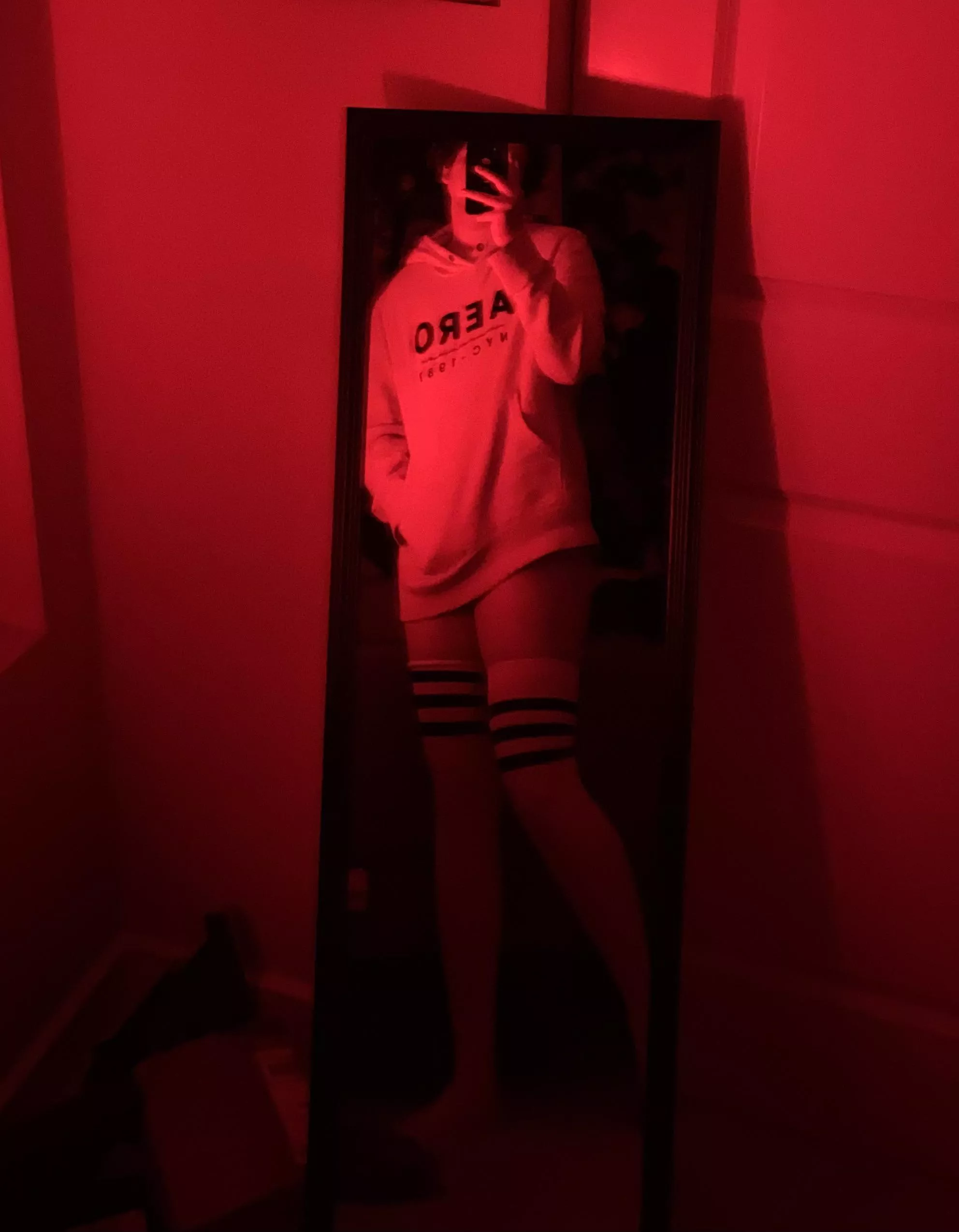 Felt kinda cute tonight, don’t mind the boxes in the corner lol