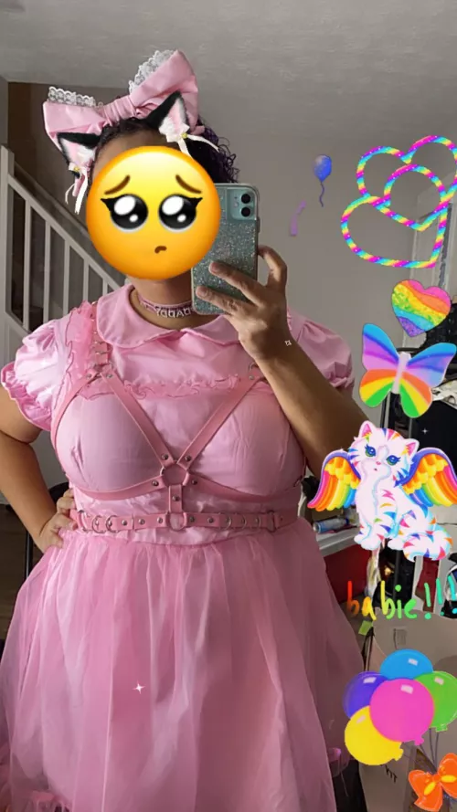 Felt pretty in this dress/onesie🌸