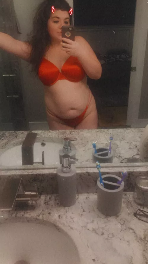 Felt sexy as hell so naturally I had to post it 😈❤️