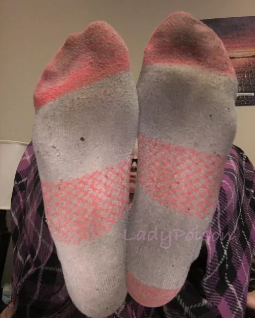 [female] sweaty and dirty 👃🏻lethal combo - compliments stay in comments