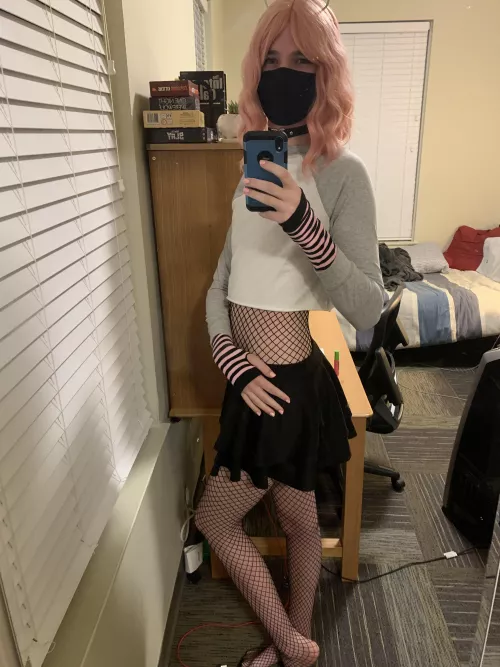 Femboy Friday! Give cosplay ideas in the comments :) Femboy Friday! Give cosplay ideas in the comments :)