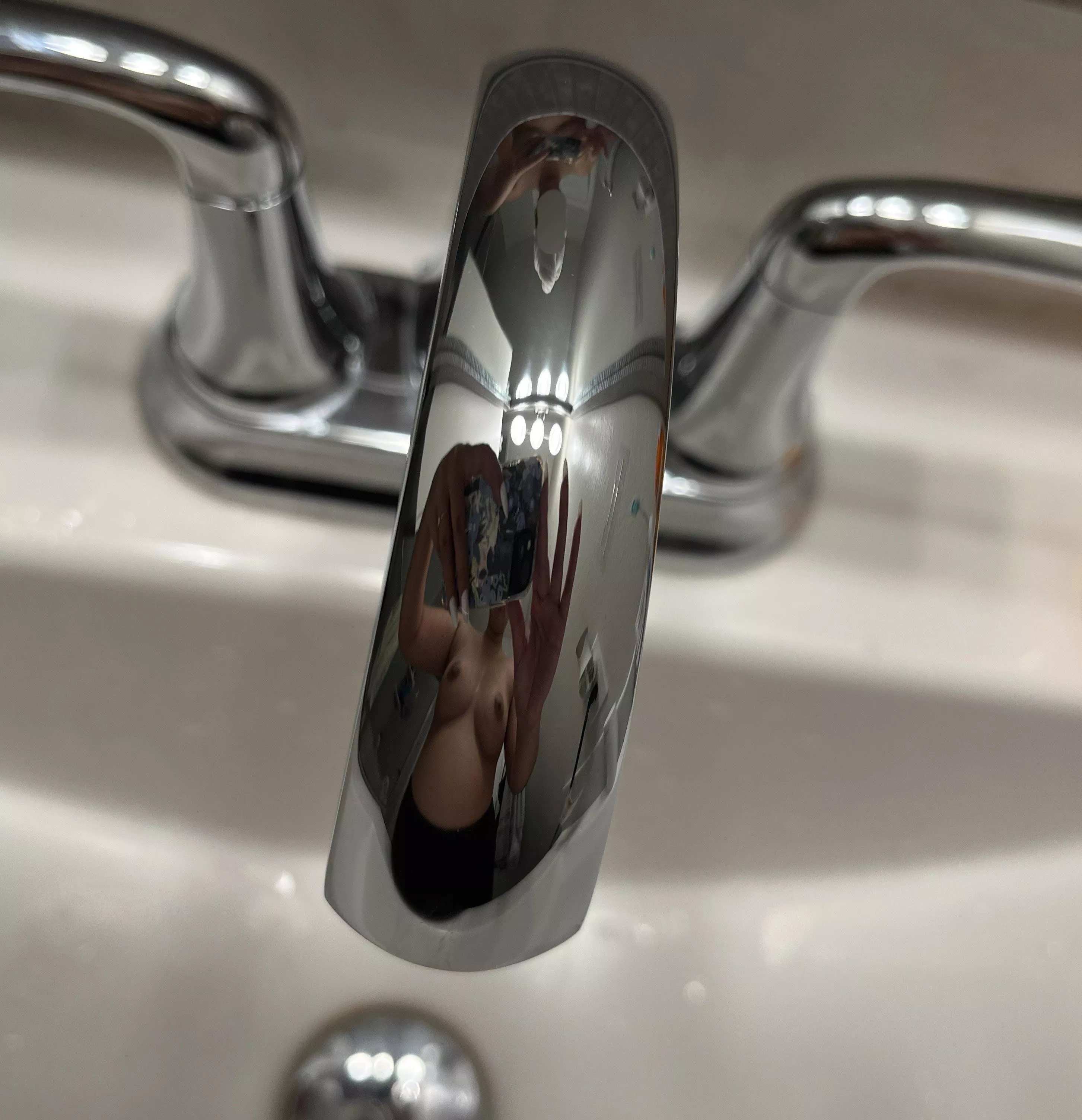 [f]I cleaned my bathroom! How’s it looking?