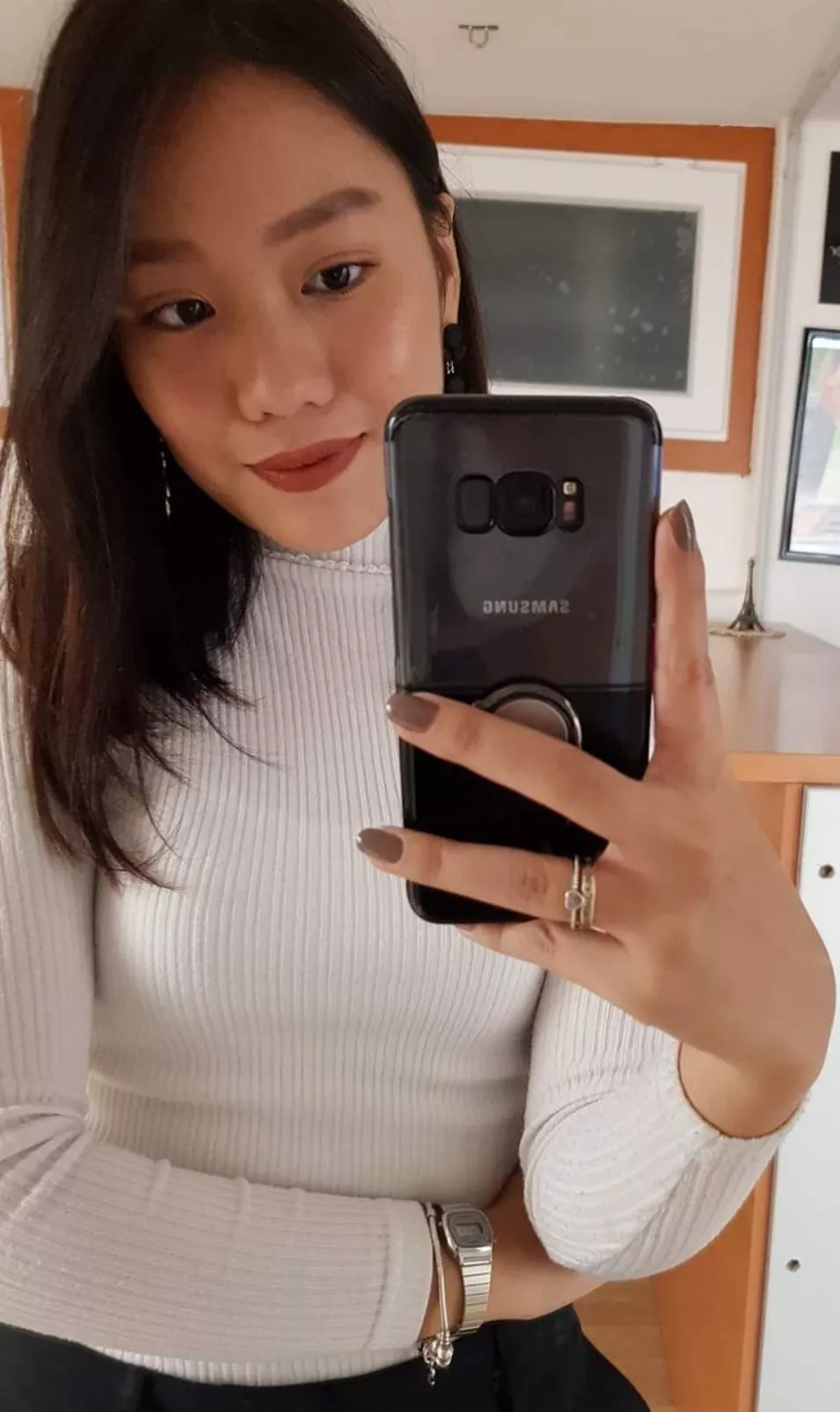 Filipina from 🇮🇹 kik and discord on bio