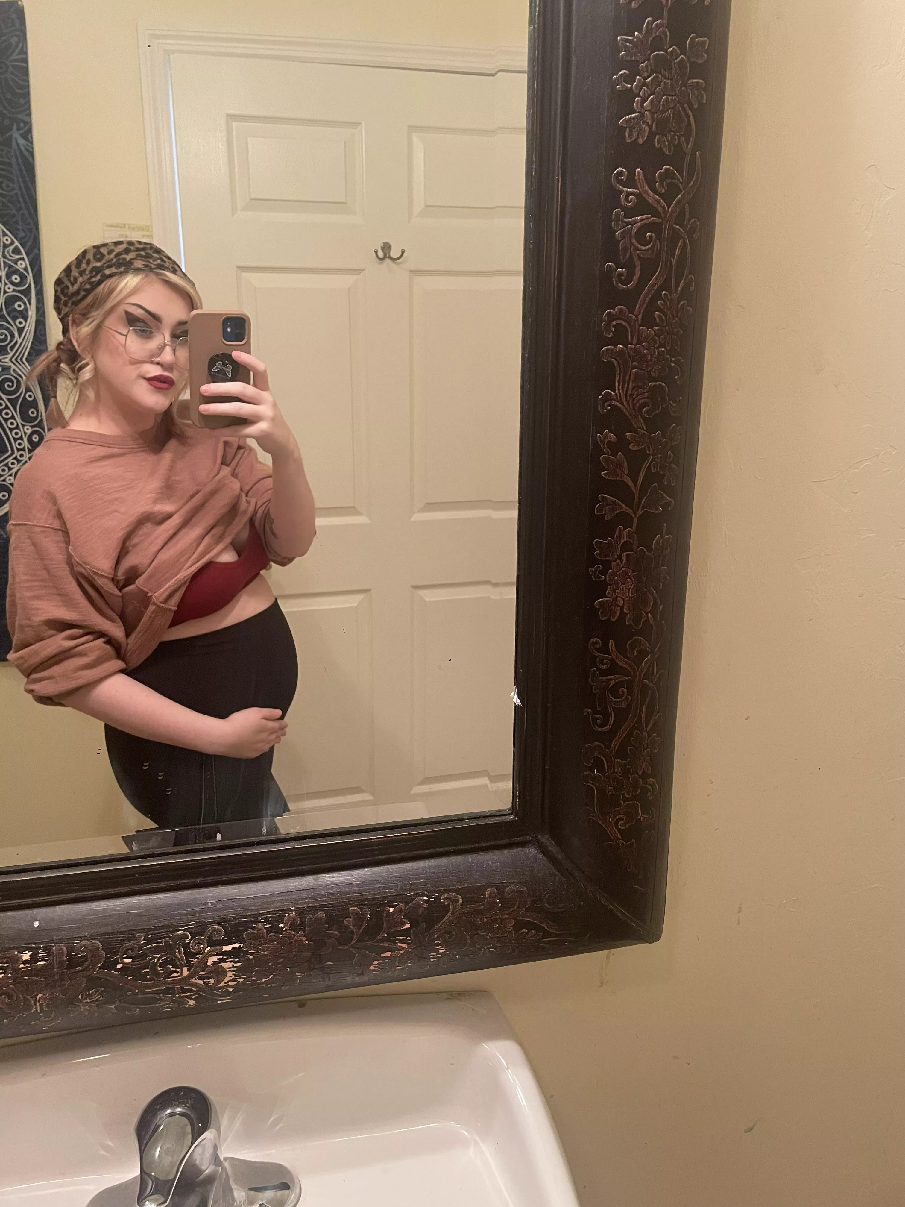 finally a cute bump to show off 😉