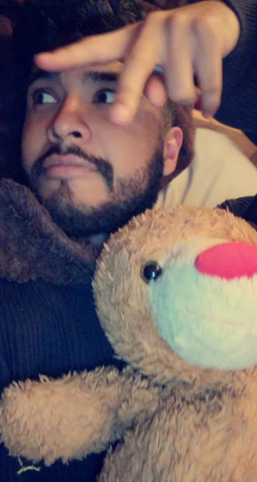 Finally Friday! This is the vibe all weekend, comfortable and in bed ๐ with a ๐ฎ in hand. Who's with me? ๐๐พโโ๏ธ Finally Friday! This is the vibe all weekend, comfortable and in bed ๐ with a ๐ฎ in hand. Who's with me? ๐๐พโโ๏ธ