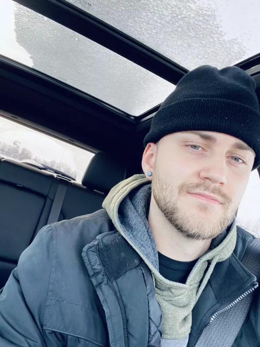 Finally off work! Happy Friday everyone!