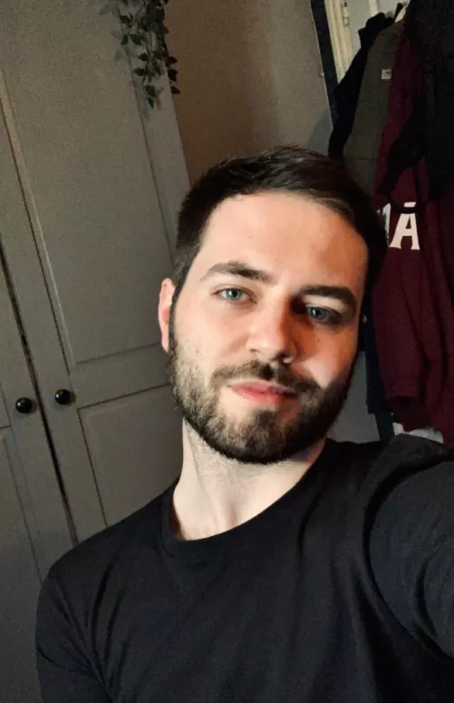 finally the weekend! that’s cause for celebration tbh ✨ finally the weekend! that’s cause for celebration tbh ✨