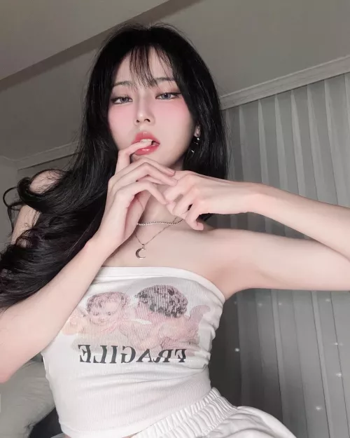 Finger bite Finger bite
