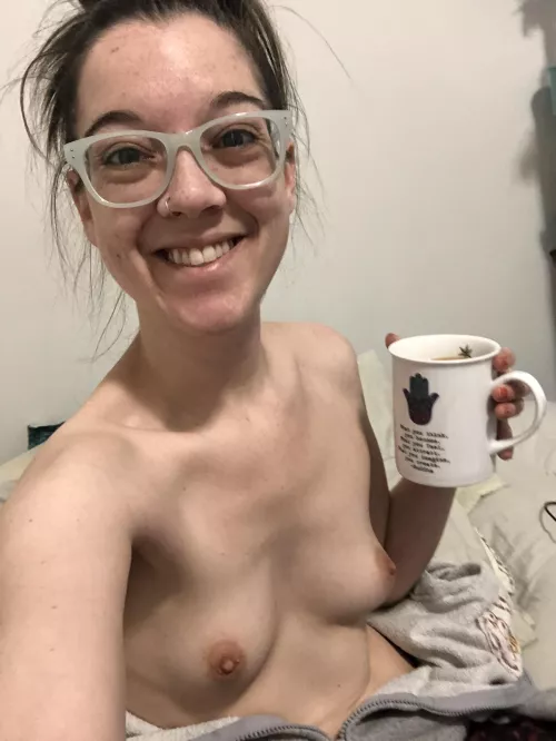 First coffee in my single-lady digs; cheers to new beginnings! ☕️