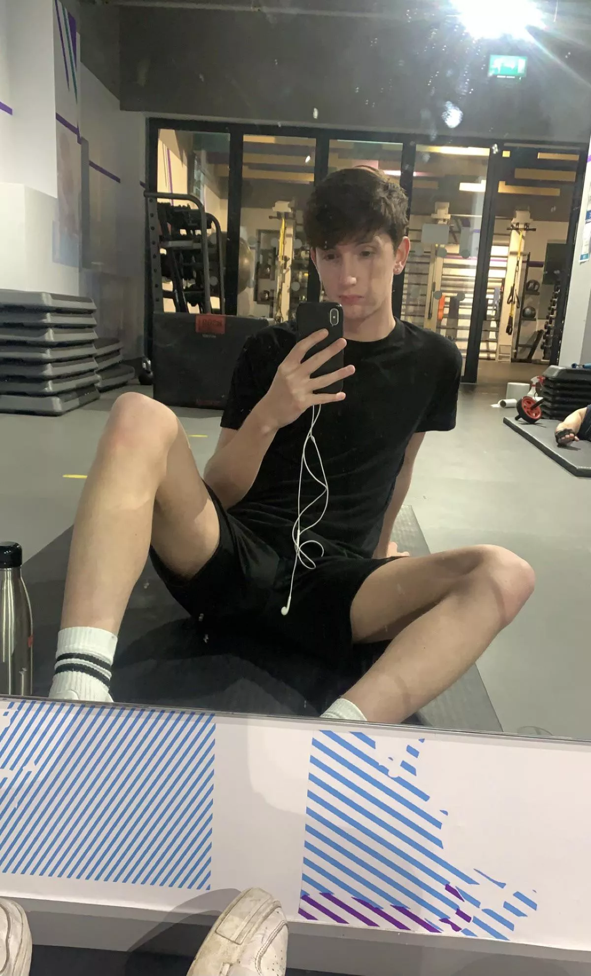 First day back at the gym this year, it was rough 😅 going home to look up breath of wild 2 news and cry 😅