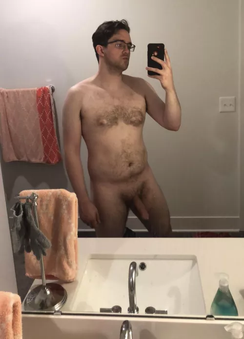 First full nude on Reddit, it’s so nice to stop cropping photos 😜