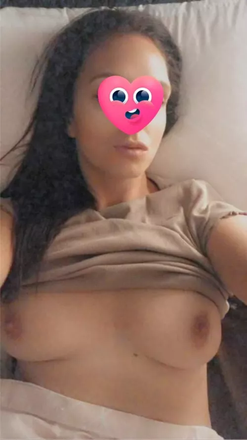 First post at bf's request, rate me and comment plz x
