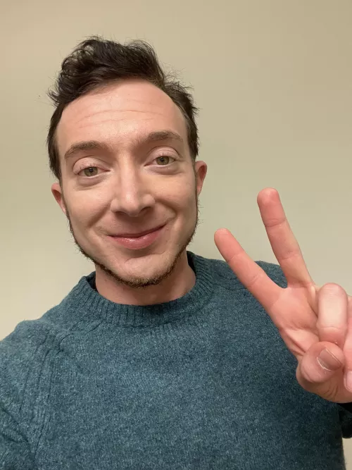 First post. Happy Friday everyone! First post. Happy Friday everyone!