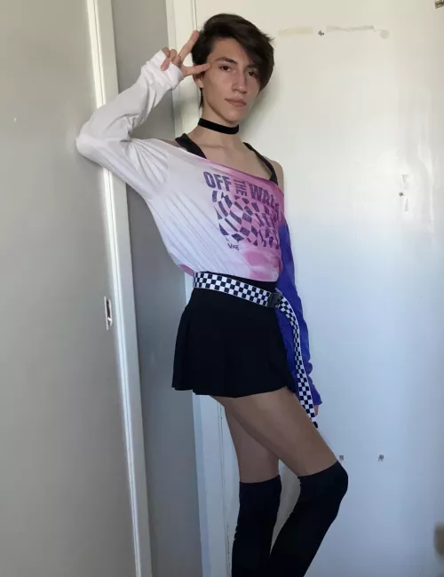 first post here without a mask, hopefully I don’t look too ugly 👉👈